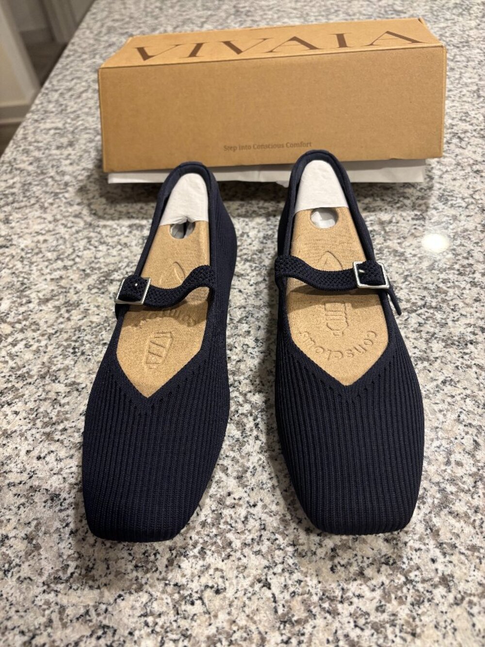 VIVAIA Women's Margot Mary Jane Square-Toe Ballet Flats Navy 8.5
